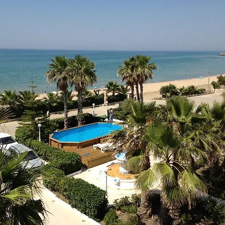 Degli Angeli 3* Butera